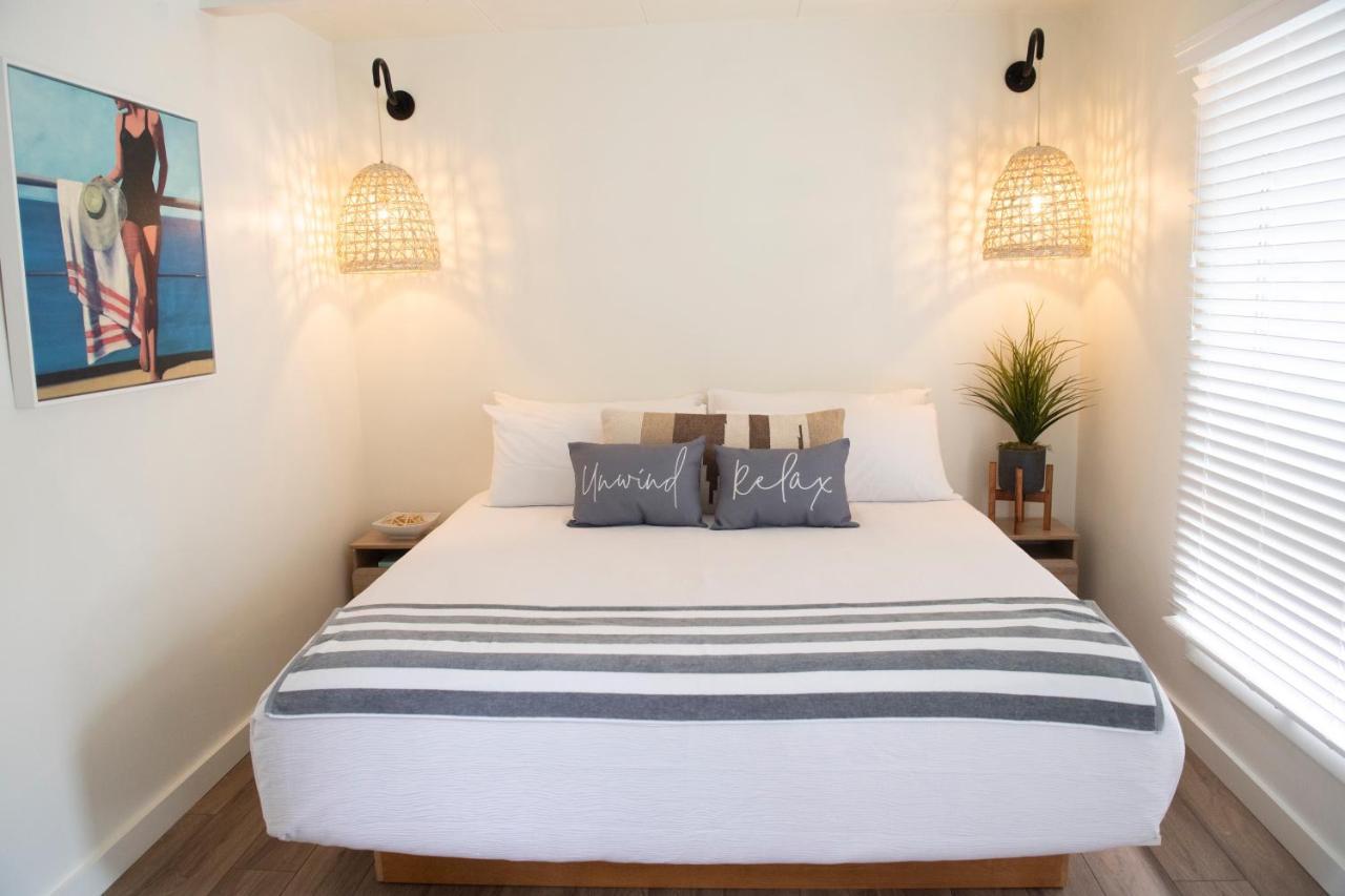 Endless Coast, A Boutique Hotel Уелфлийт Екстериор снимка
